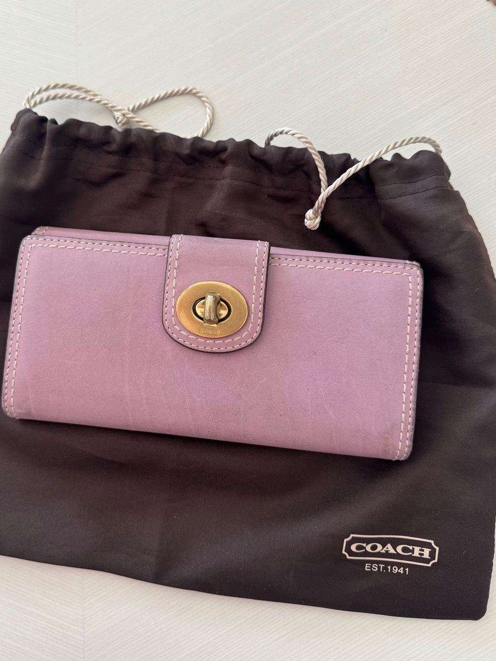 Coach Lavender Leather Turnlock Continental Wallet in Gold Hardware